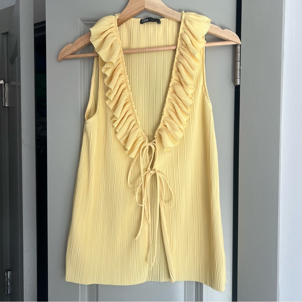 Zara Ruffle Tie Front Top